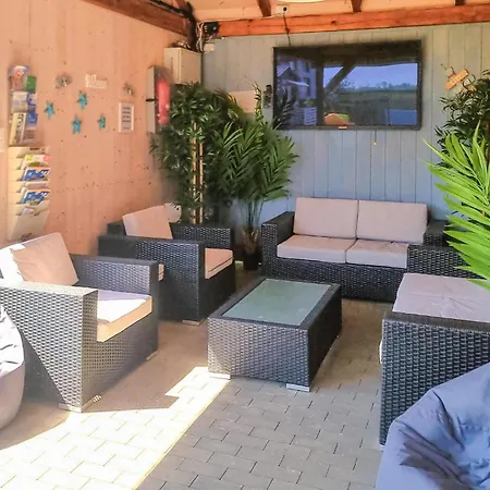 Lovely In With Wifi 펜션 사르비노보