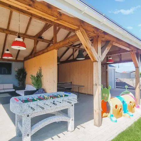 Lovely In With Wifi 펜션 사르비노보