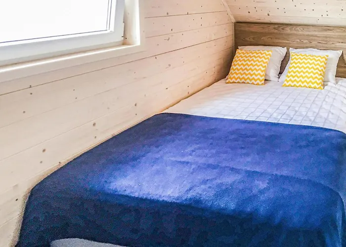 Lovely In With Wifi * サルビノボ